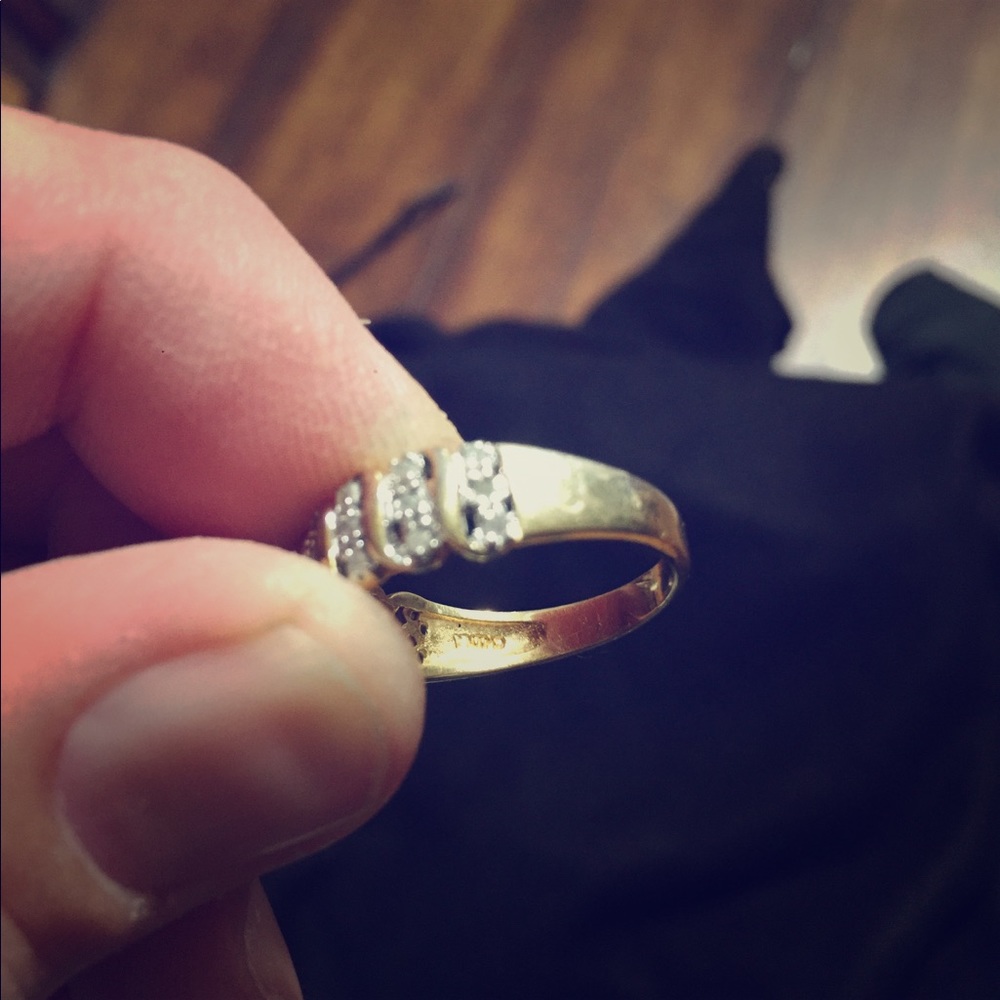 Rose cut Diamond accent ring with 18 k gold